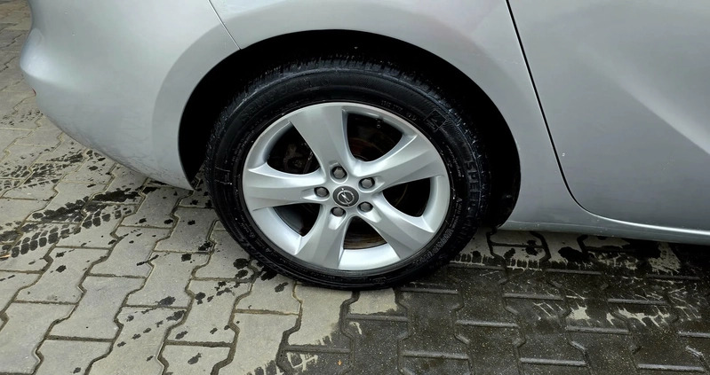 Opel Zafira cena 37999 przebieg: 108000, rok produkcji 2012 z Skalbmierz małe 137
